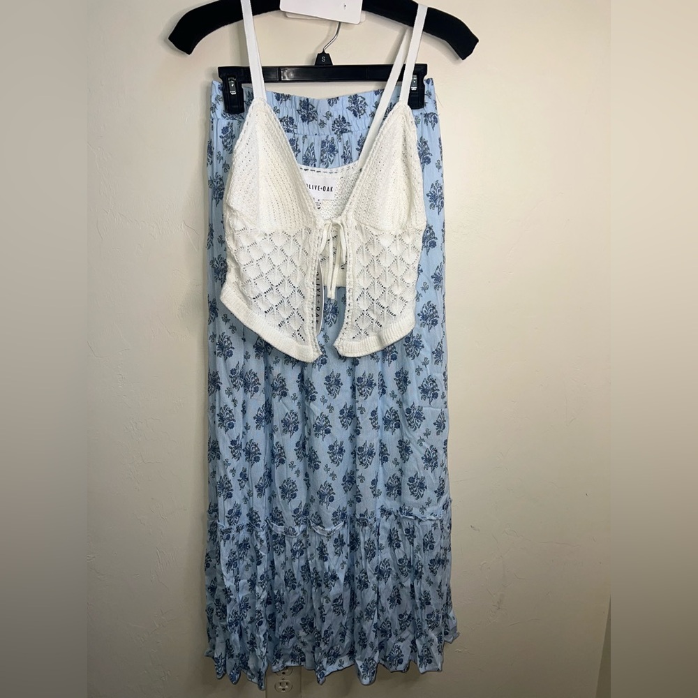 White Crochet Tie-Front Crop Top‎ and maxi skirt set small